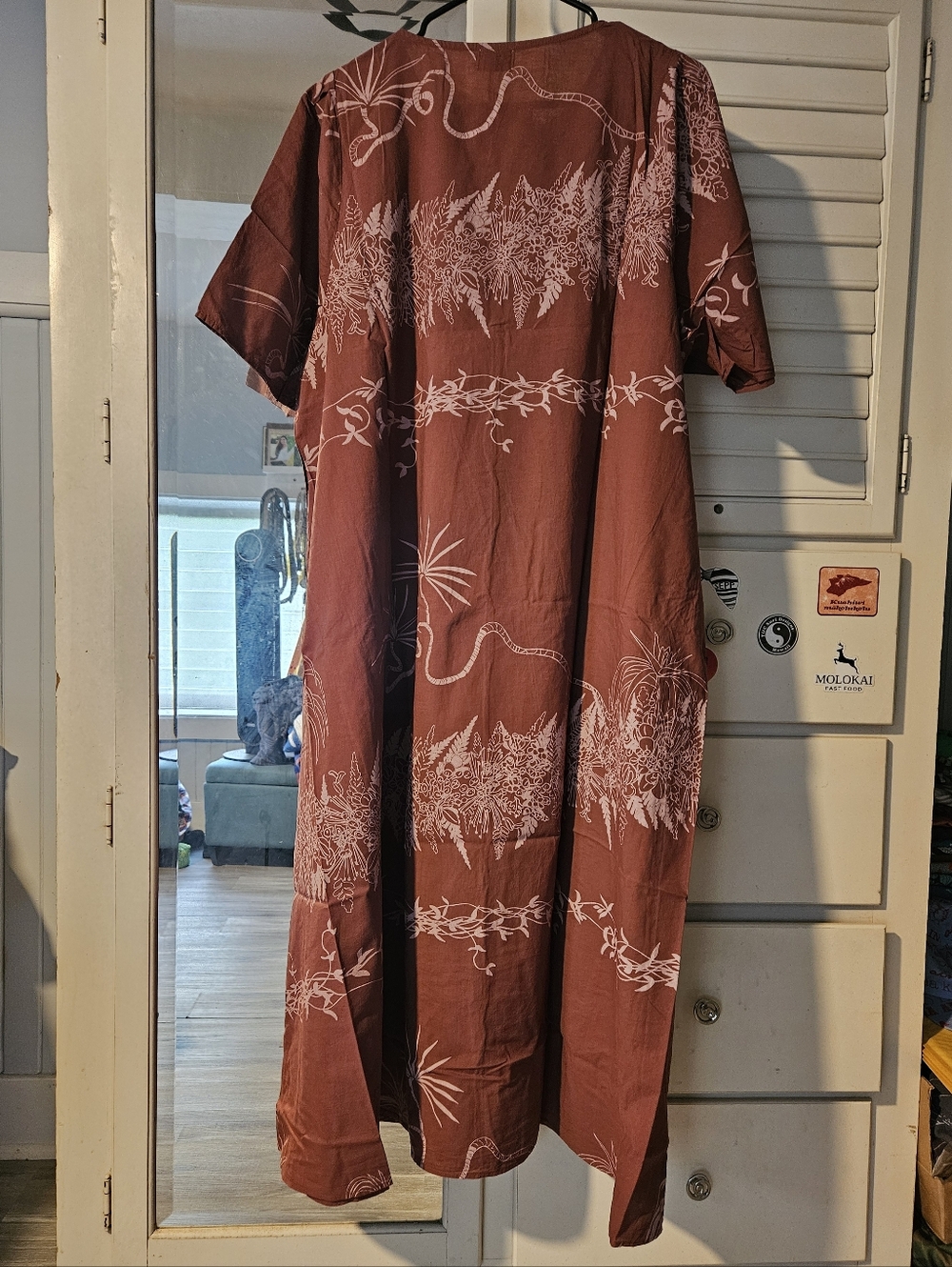 KEALOPIKO KEYHOLE MAXI DRESS - SIZE XL - KUAHU PRINT - MAROON COLOR - Picture 4 of 4